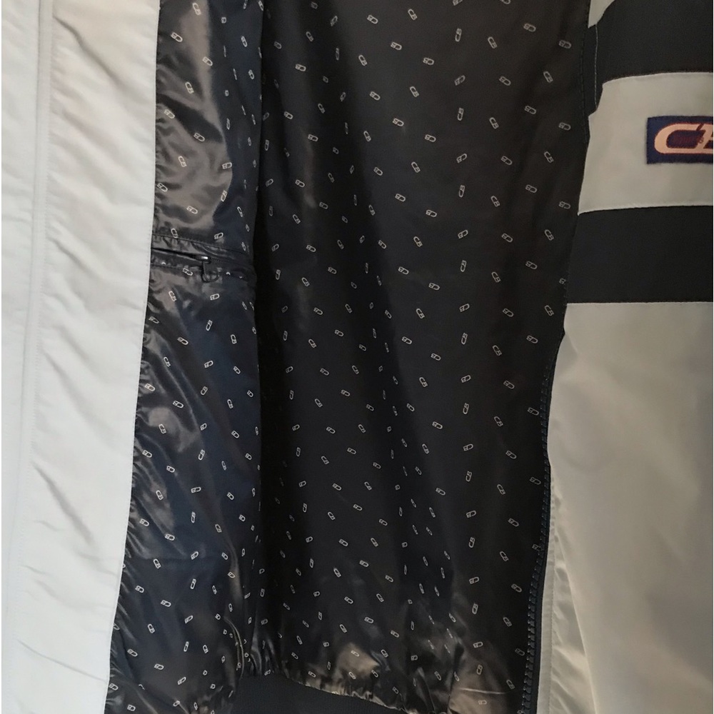 CB Sports *BRAND NEW* Women’s size M Lightweight Waterproof Jacket - Picture 5 of 13